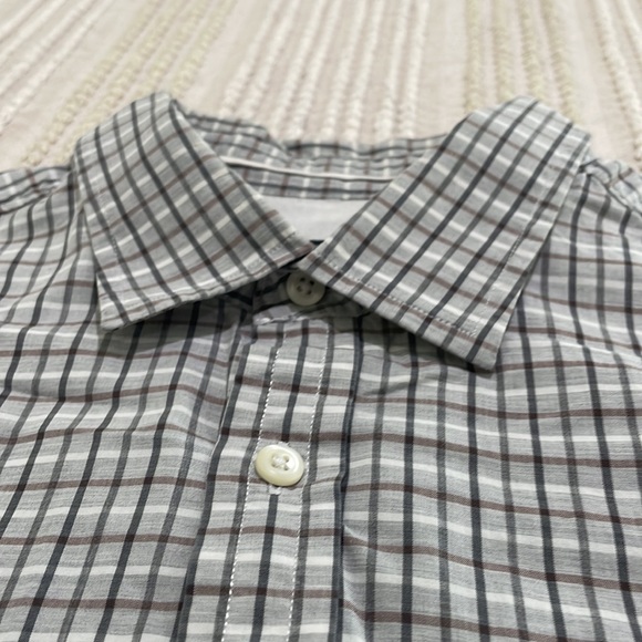 HSM plaid dress shirt. Men’s L. Slim fit. Like new condition. 100% cotton. Nice! - Picture 3 of 9